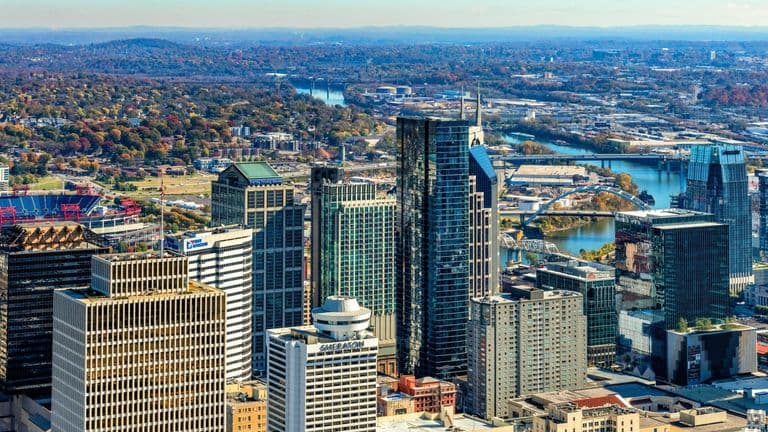 Philadelphia Law Firm Cozen O’Connor Merges with Moss & Barnett in Major Midwest Expansion