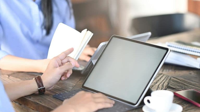 Navigating the Future of Law – How Attorneys Are Adapting to Technological Advancements