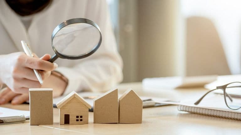 Real‑Estate Brokerage eXp Realty Class Action Advances to Discovery, Raising Compliance Alarms