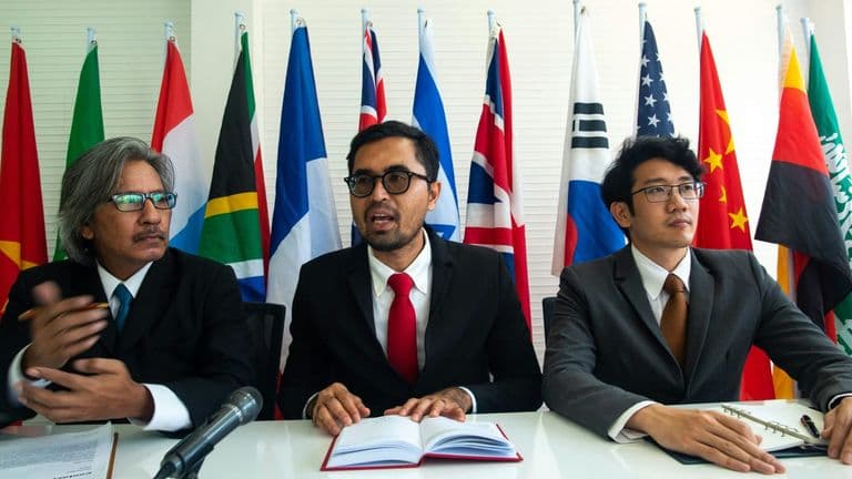 Ohio Attorneys Embrace Multilingual Registration Option on First Day of Biennium