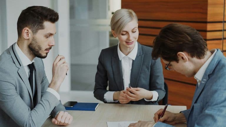 Legal Industry Analysts Identify Key Corporate Law Trends for 2025 and Beyond