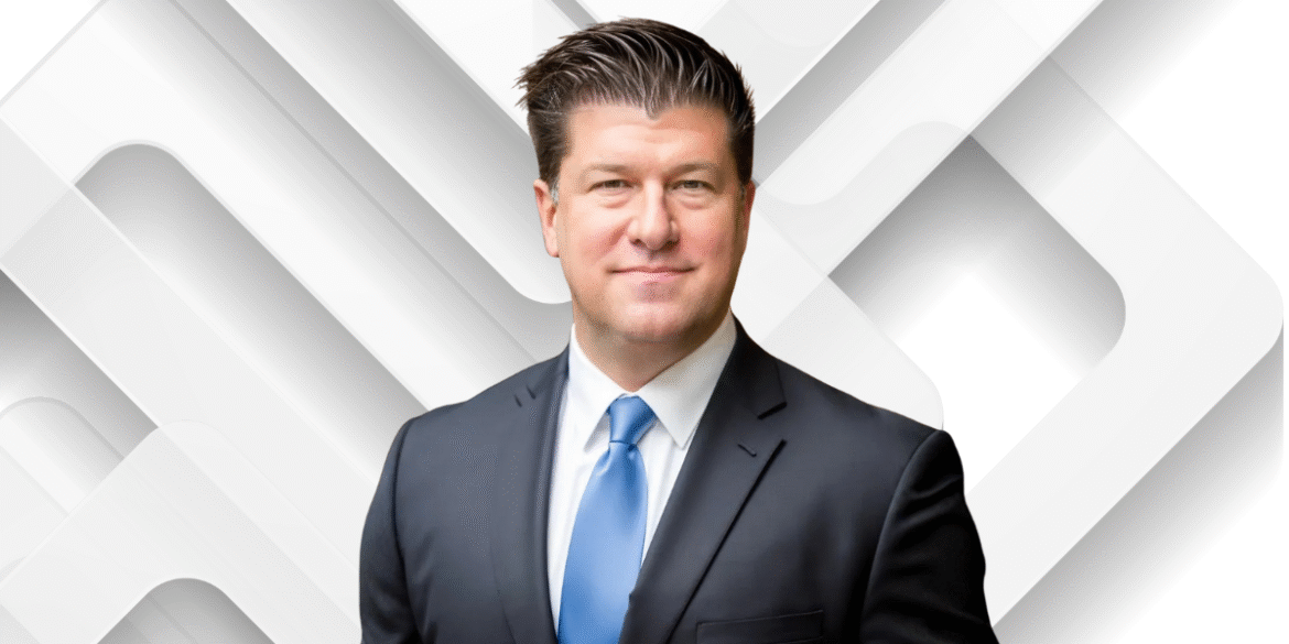 Scott DeSalvo, Chicago personal injury attorney, ready to serve injured families with dedication and expertise.