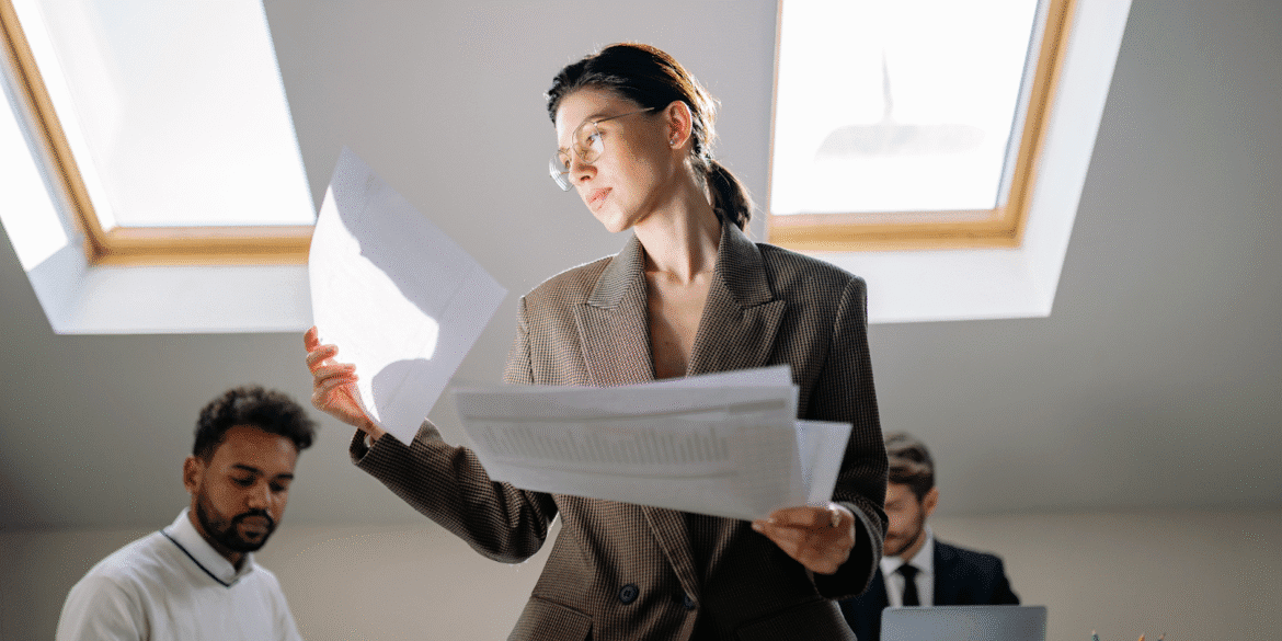 Search results shaping legal case perception before court, highlighting online narratives, media influence, and reputational impact on stakeholders and decision-making processes.